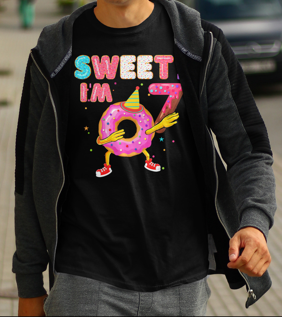 Sweet I'm 7 Birthday Donut Party Hat Fun T-Shirt