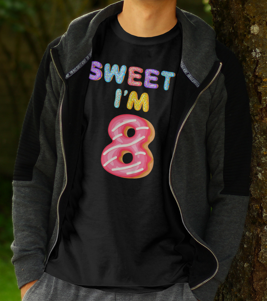 Sweet I'm 8 Birthday Kids Girls T-Shirt