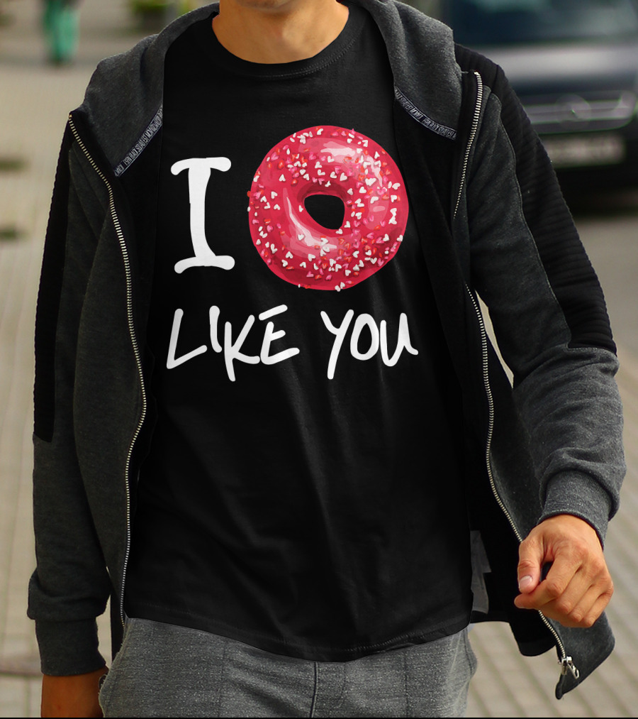 I Doughnut Like You Donut Funny Men Red Sprinkled Heart Doughnut T-Shirt