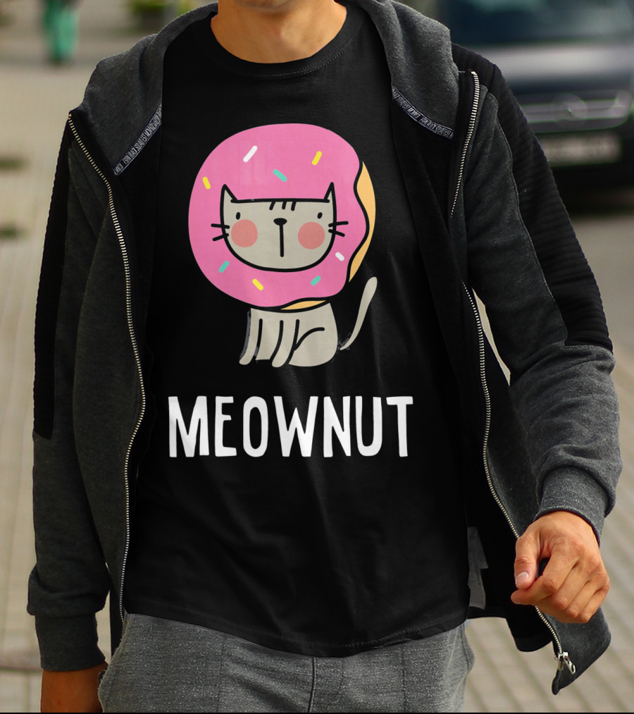 Cute Donut Cat Pun Meownut Funny Meownut T-Shirt