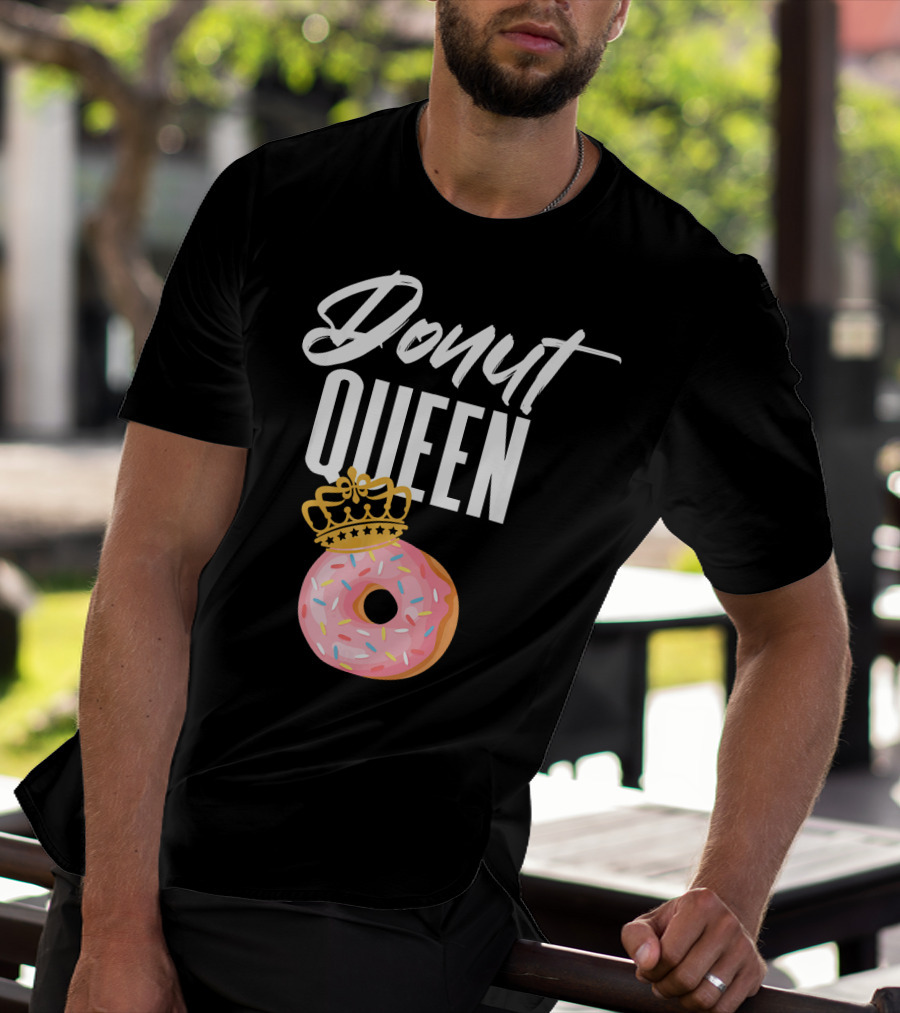 Donut Queen Sprinkled Women And Girls Pink Donut With Crown T-Shirt