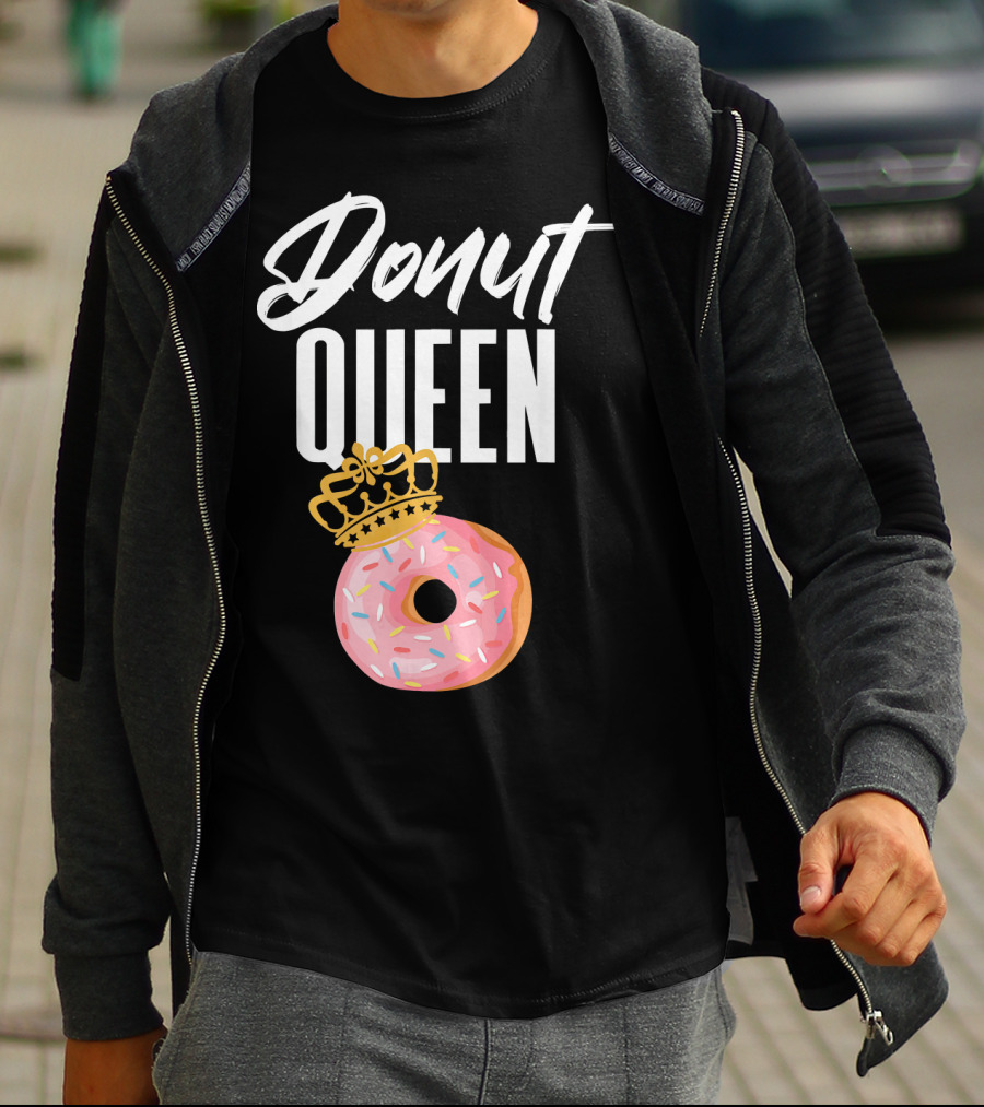 Donut Queen Sprinkled Women And Girls Pink Donut With Crown T-Shirt