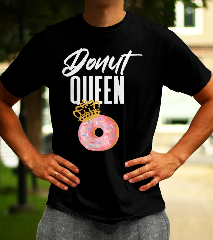 Donut Queen Sprinkled Women And Girls Pink Donut With Crown T-Shirt