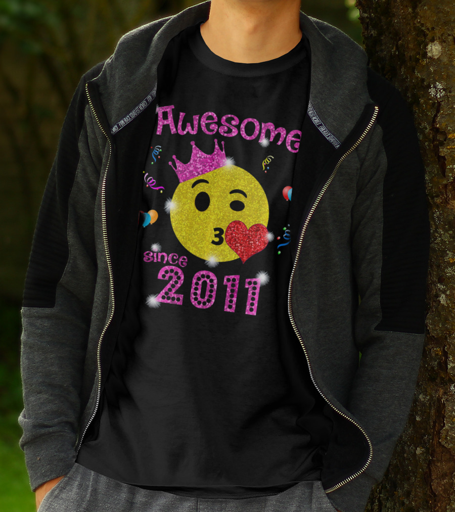 Awesome Emoji Birthday Since 2011 7 Years Old T-Shirt