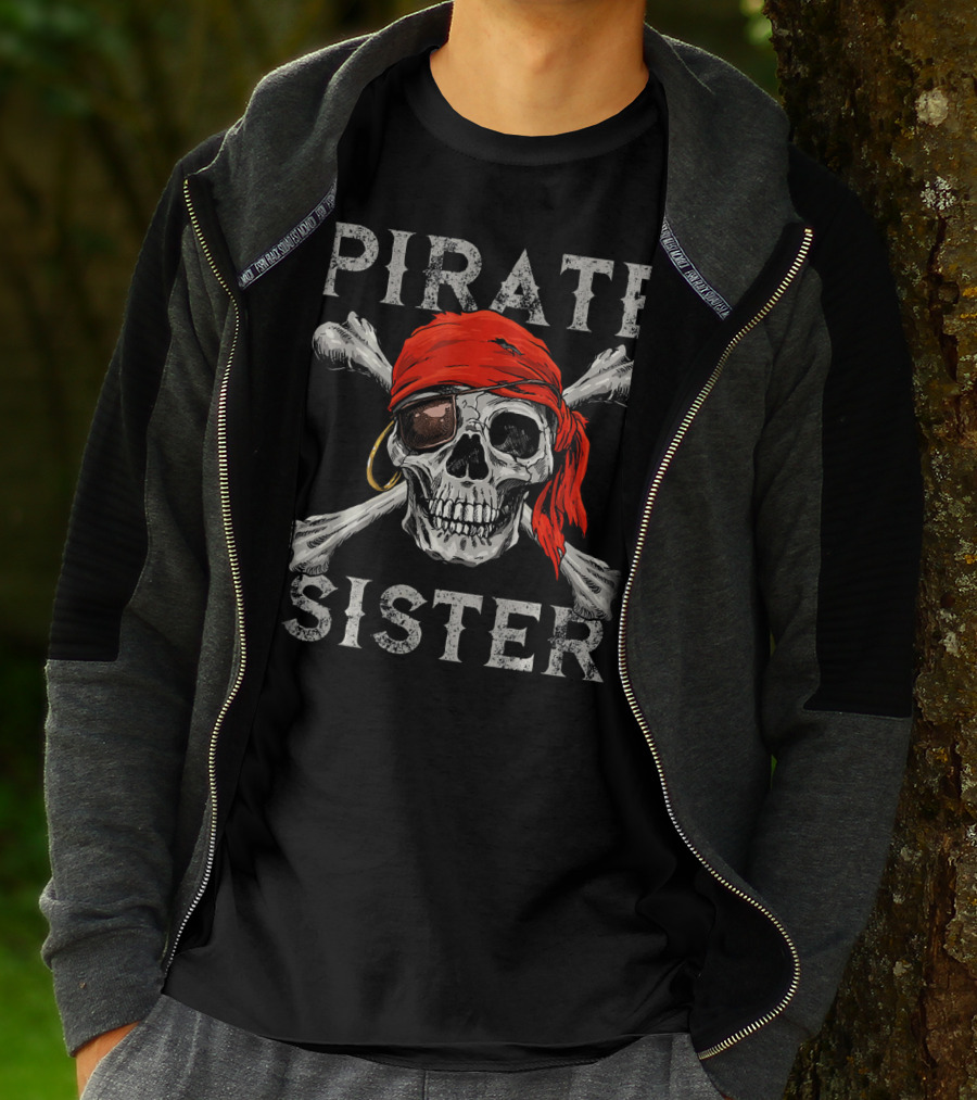 Pirate Sister Skull Jolly Roger Bandana T-Shirt