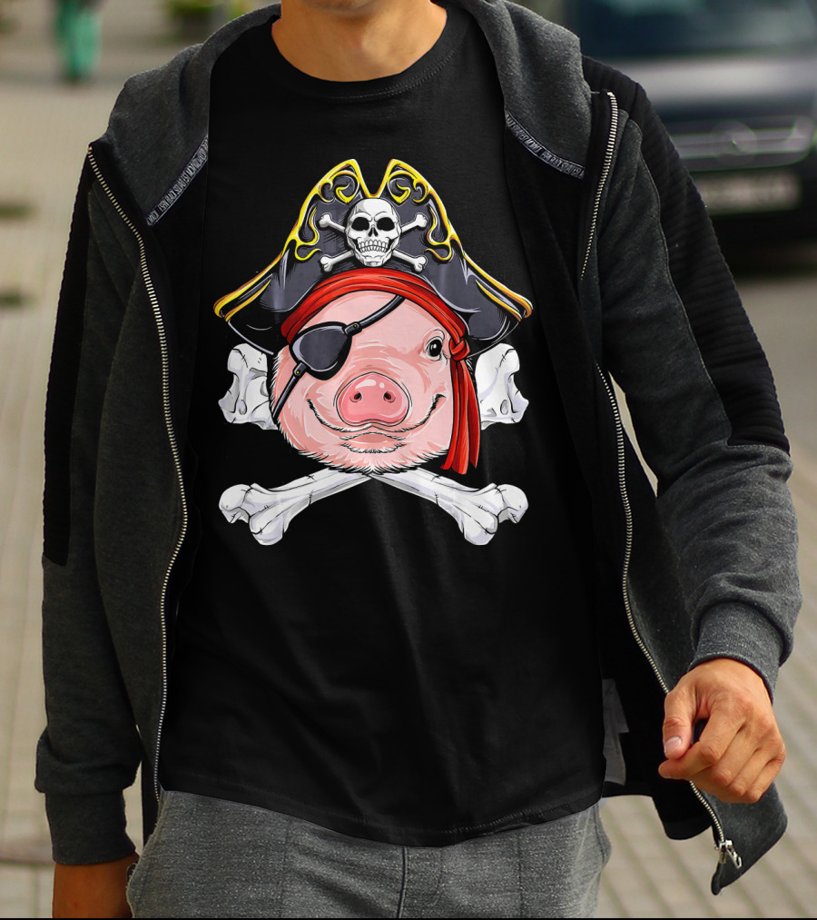 Pig Pirate Jolly Roger Flag Skull Eyepatch Crossbones Hat T-Shirt