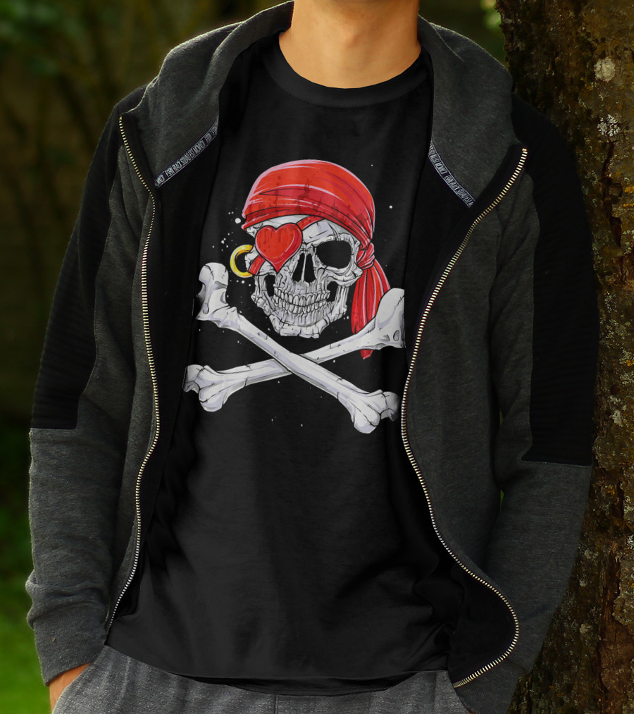 Valentines Day Pirate Skull With Red Bandana And Heart Eye Patch For Him T-Shirt