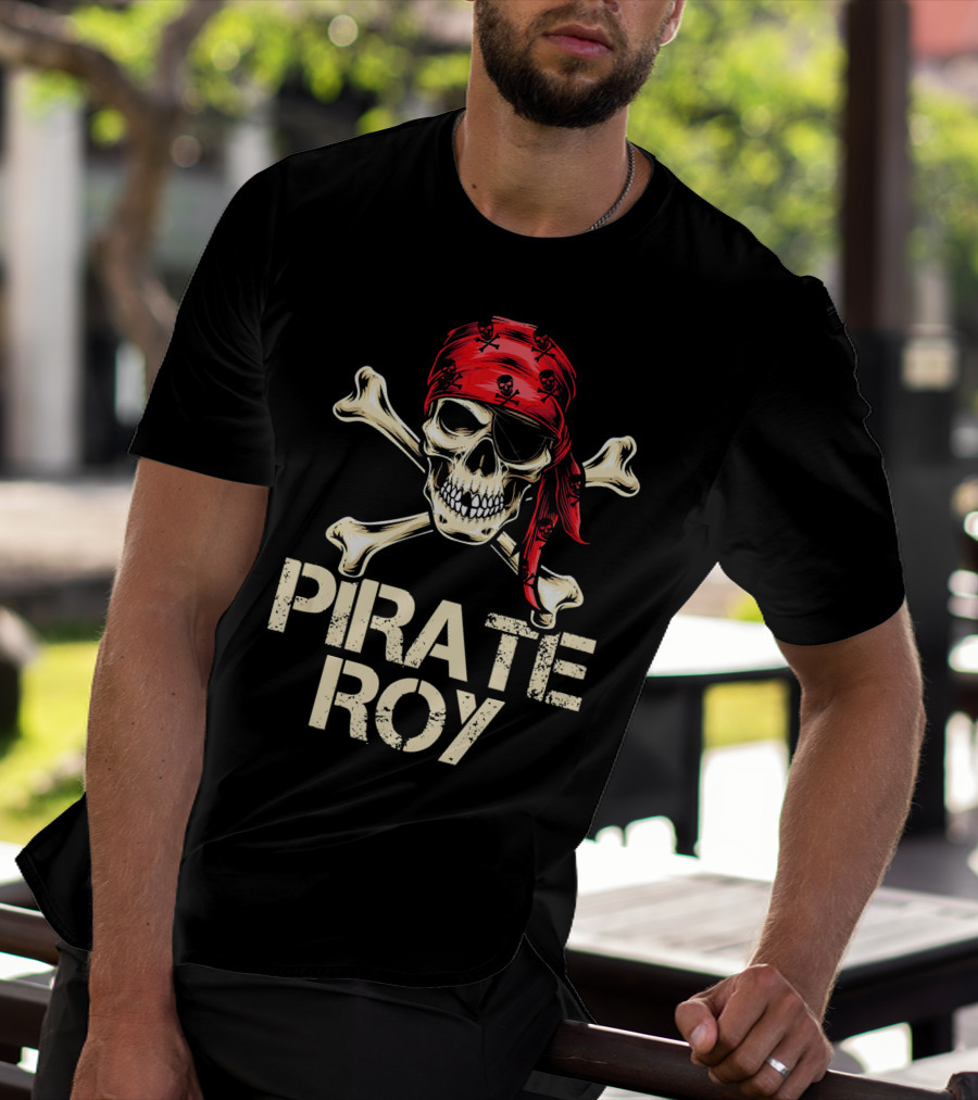 PIRATE ROY Skull Crossbones Red Bandana Vintage Funny Birthday T-Shirt