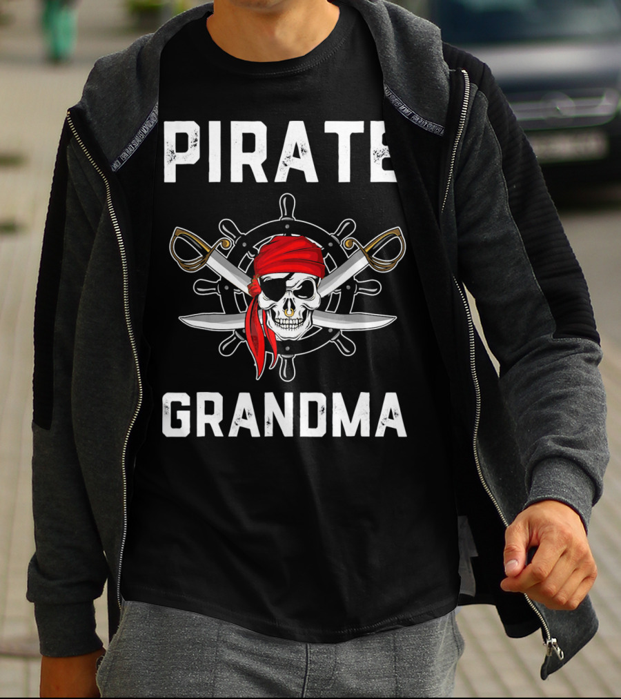 Pirate Grandma Skull With Red Bandana And Crossed Swords T-Shirt