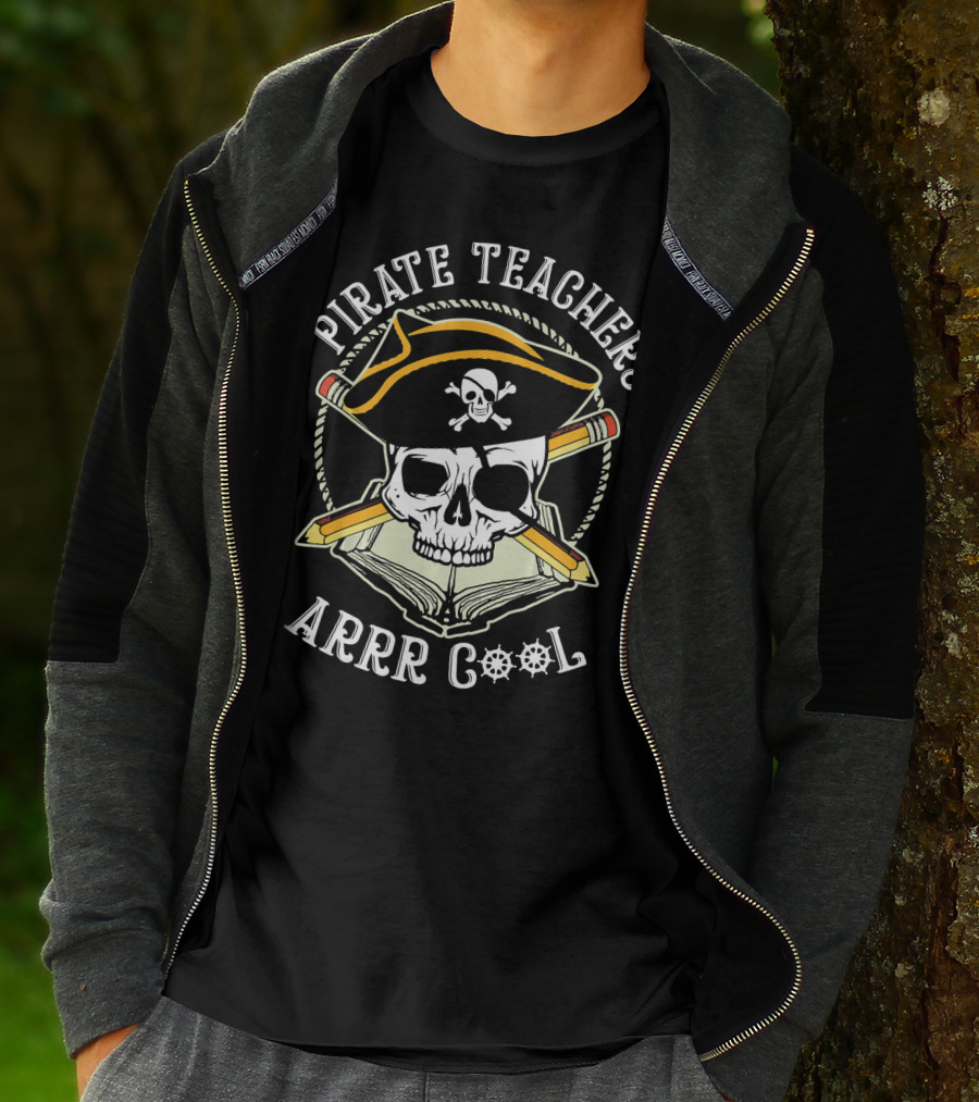 Pirate Teachers Arrr Cool Skull Hat Pencils Book T-Shirt