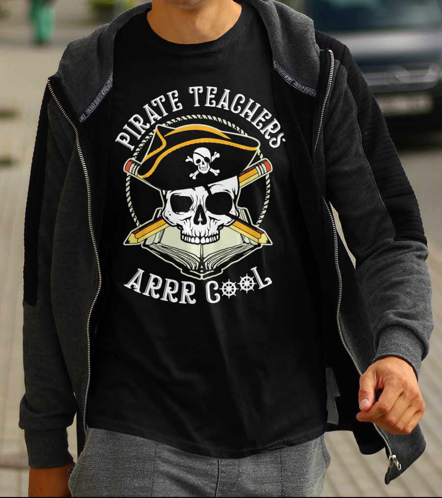 Pirate Teachers Arrr Cool Skull Hat Pencils Book T-Shirt