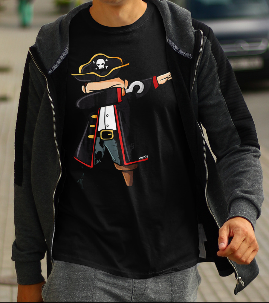 Dabbing Pirate Skull Hat Hook Arm Funny Pirates Dab T-Shirt