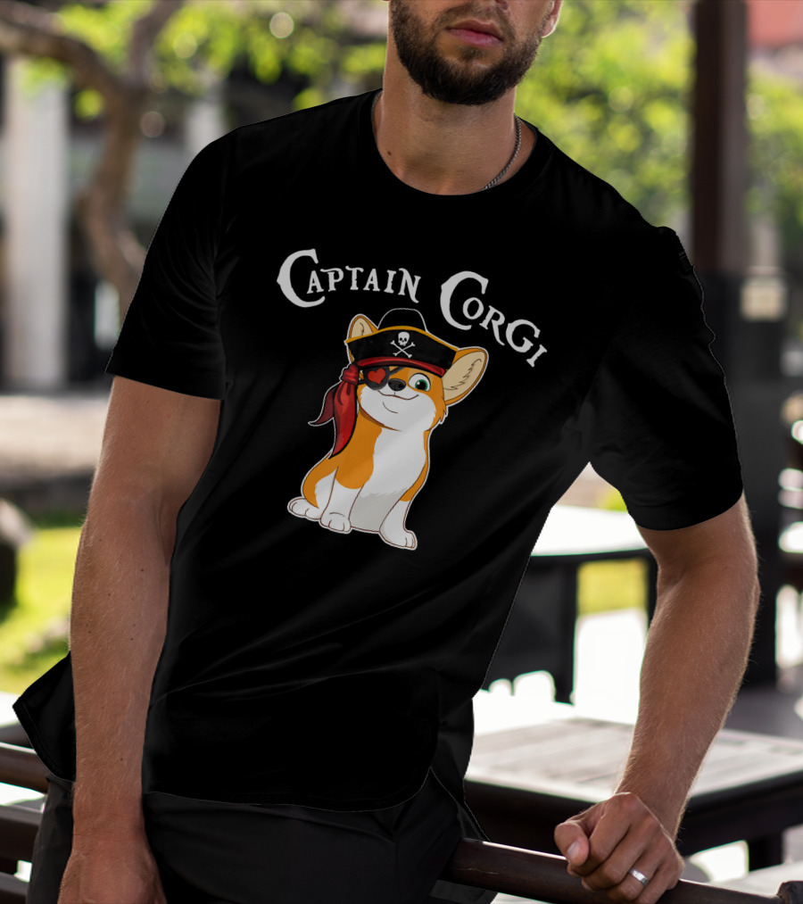 Captain Corgi Pirate Dog With Eyepatch And Skull Hat T-Shirt