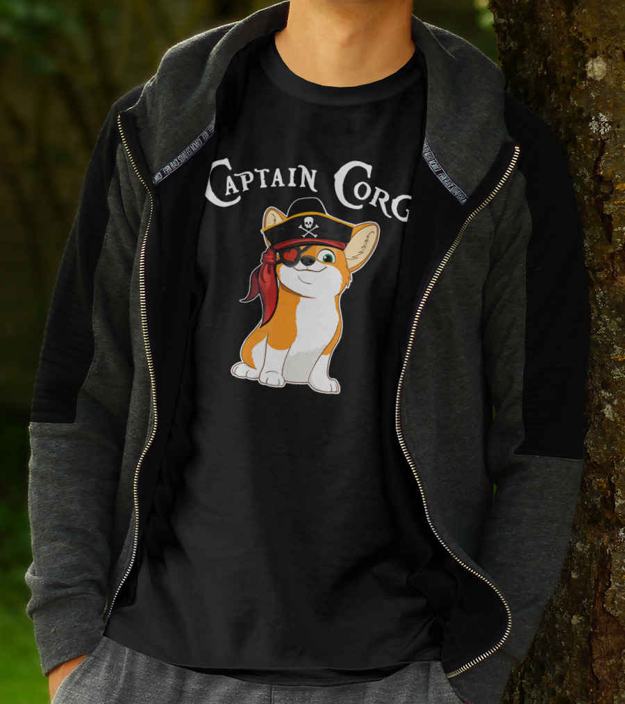 Captain Corgi Pirate Dog With Eyepatch And Skull Hat T-Shirt