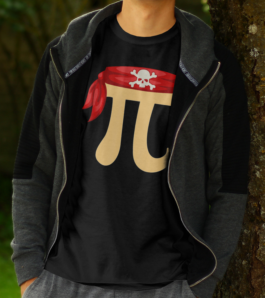 Pirate Pi Skull Crossbones Halloween Costume Math Pie T-Shirt