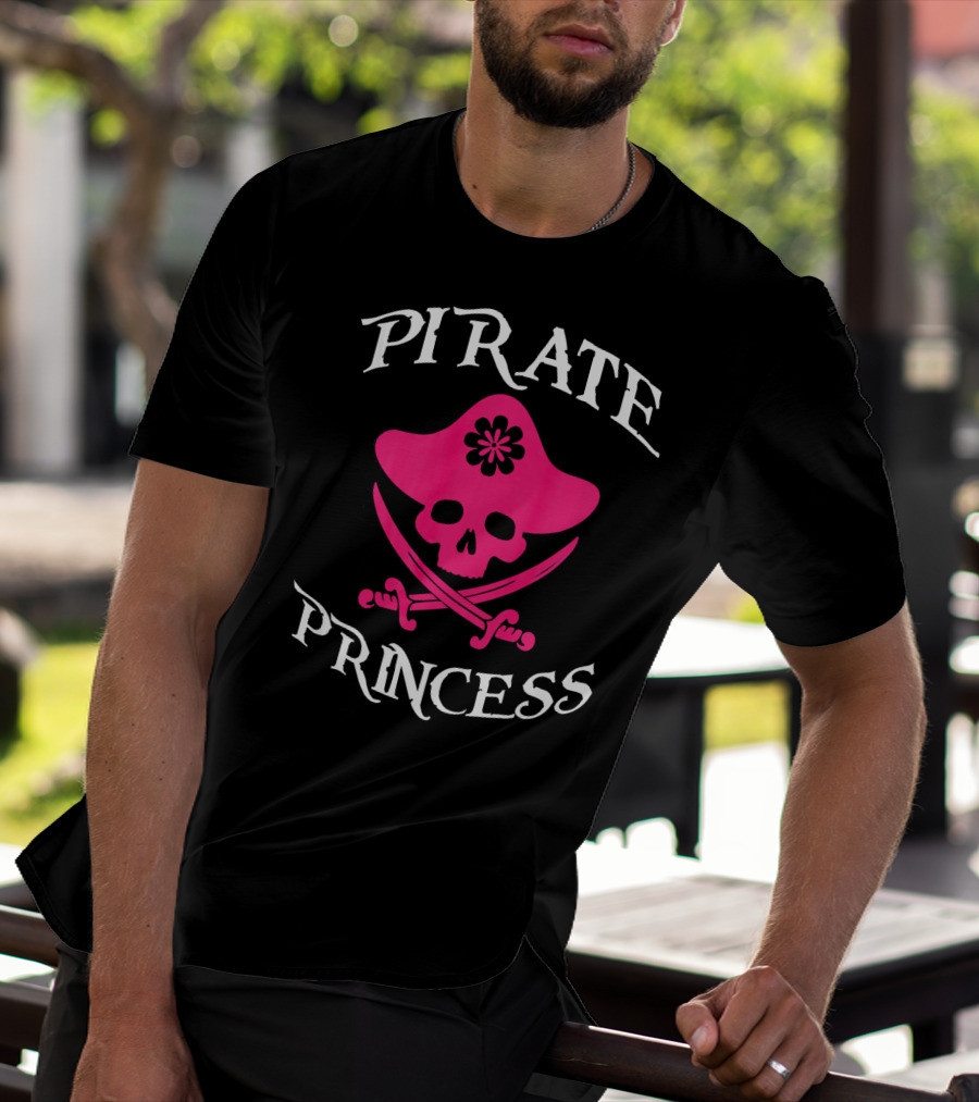 Pirate Princess Pink Skull And Crossed Swords T-Shirt