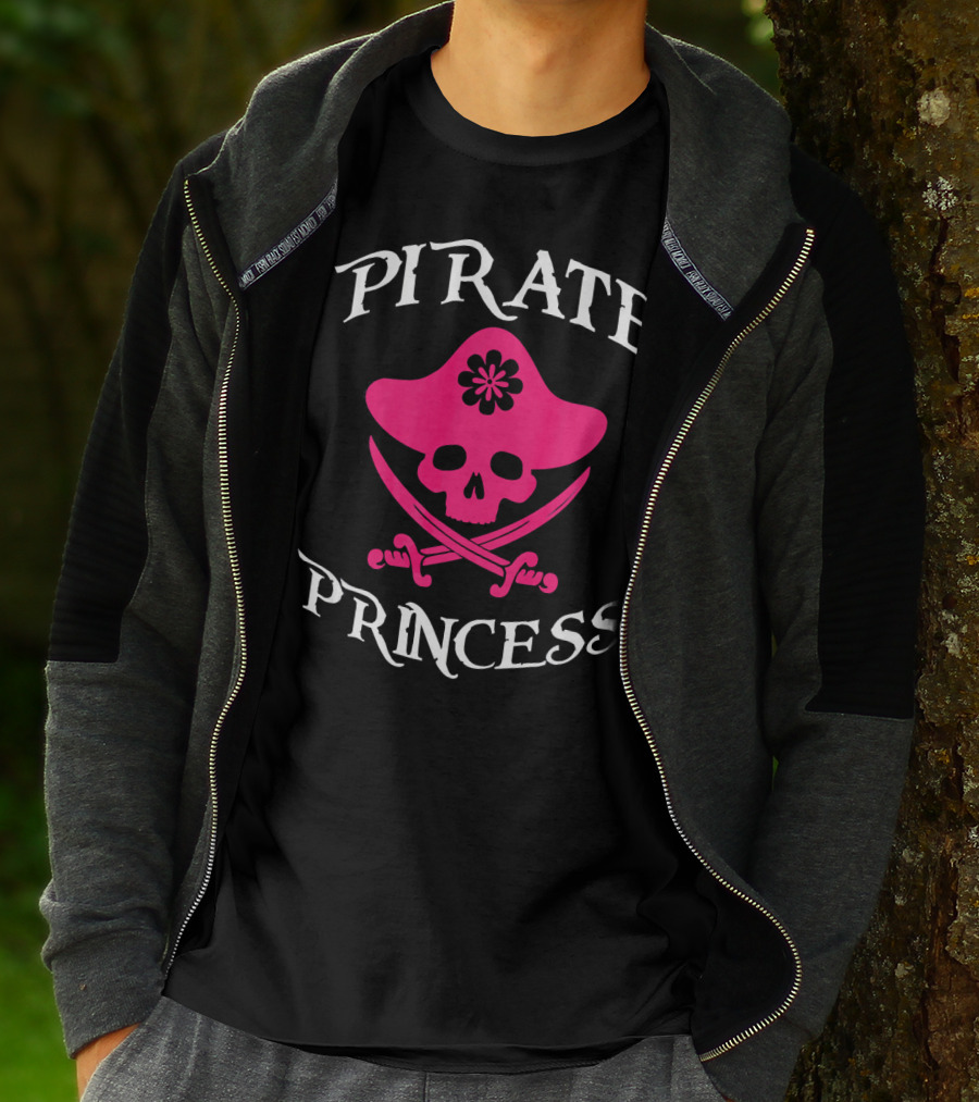 Pirate Princess Pink Skull And Crossed Swords T-Shirt