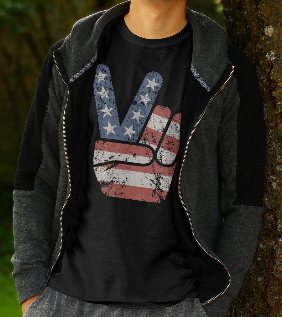 USA Big Peace Hand Sign American Flag T-Shirt