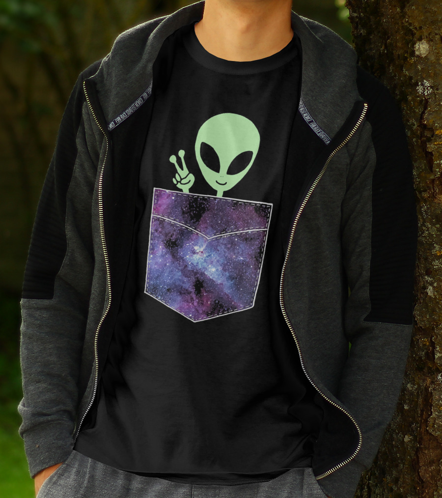 Alien Peace Sign Galaxy Pocket UFO Cos T-Shirt