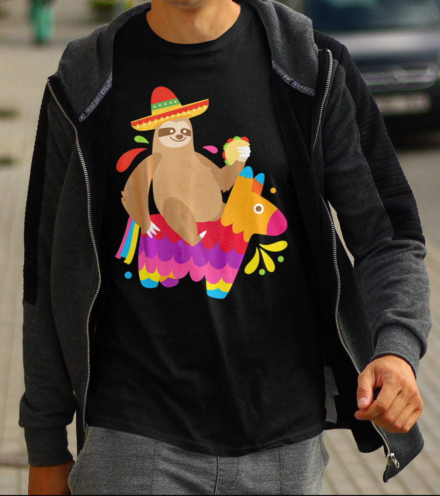 Sloth Taco Piñata Cute Mexican Fiesta Sombrero Riding Rainbow T-Shirt