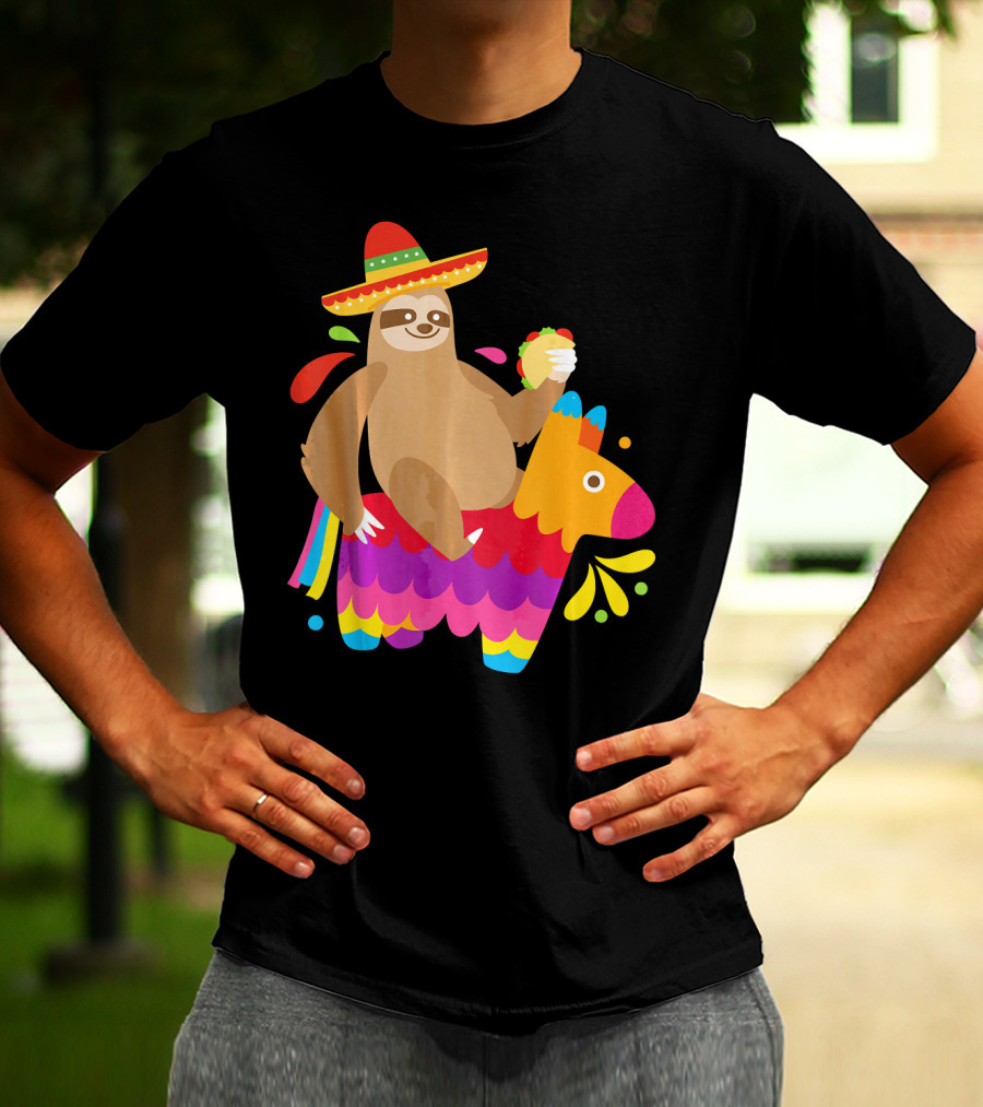 Sloth Taco Piñata Cute Mexican Fiesta Sombrero Riding Rainbow T-Shirt