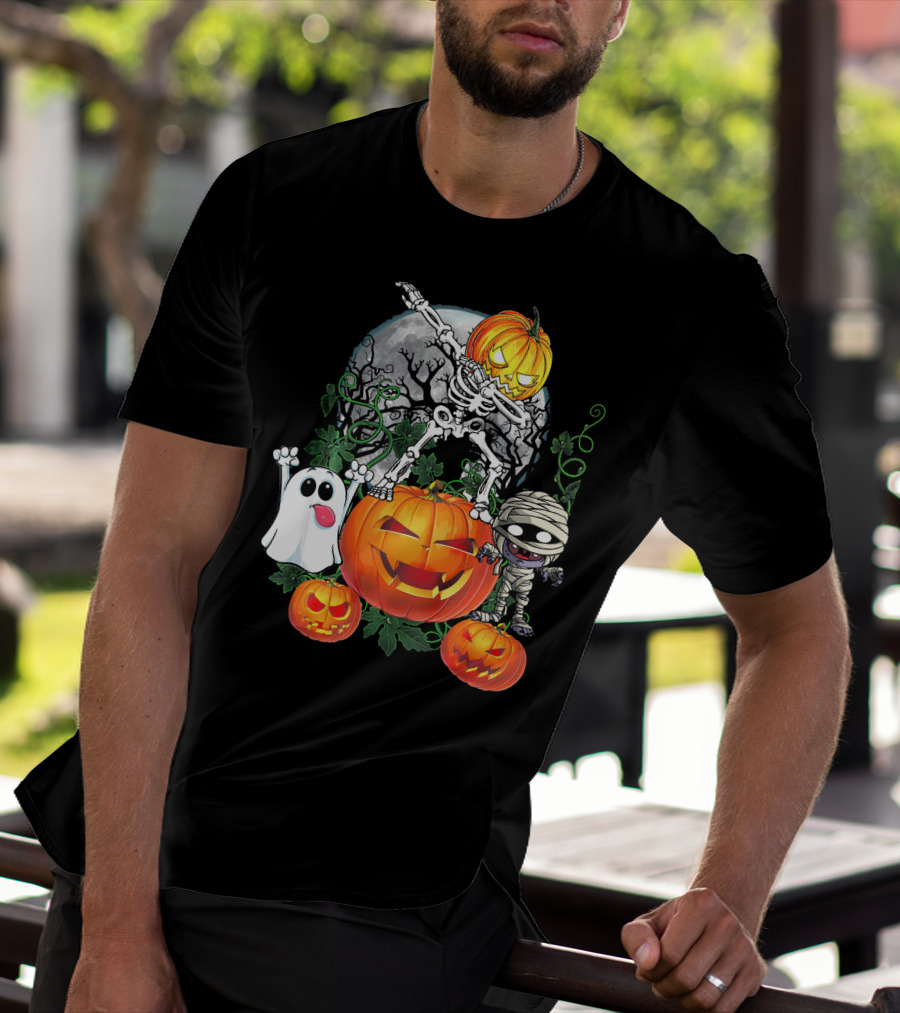Dabbing Skeleton Pumpkin Ghost Mummy Halloween Moon Scene T-Shirt
