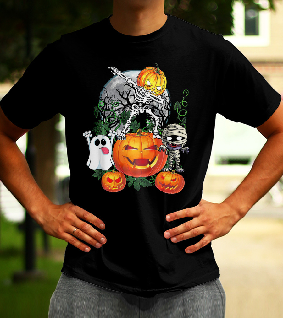 Dabbing Skeleton Pumpkin Ghost Mummy Halloween Moon Scene T-Shirt