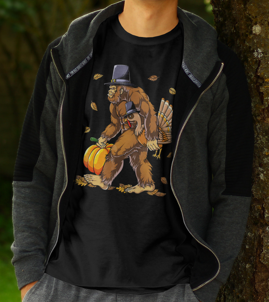 Thanksgiving Bigfoot Pilgrim Turkey Pumpkin Autumn Leaves T-Shirt