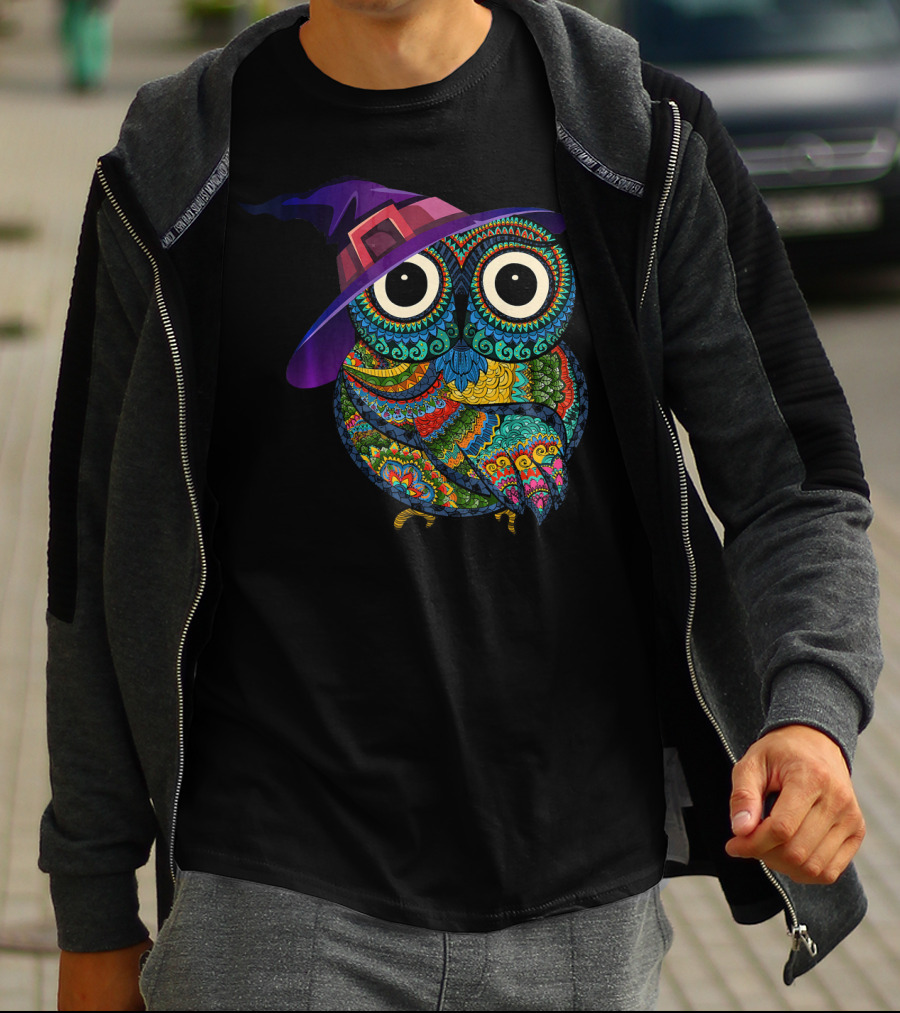 Colorful Owl With Witch Hat In Halloween Costume Fun T-Shirt
