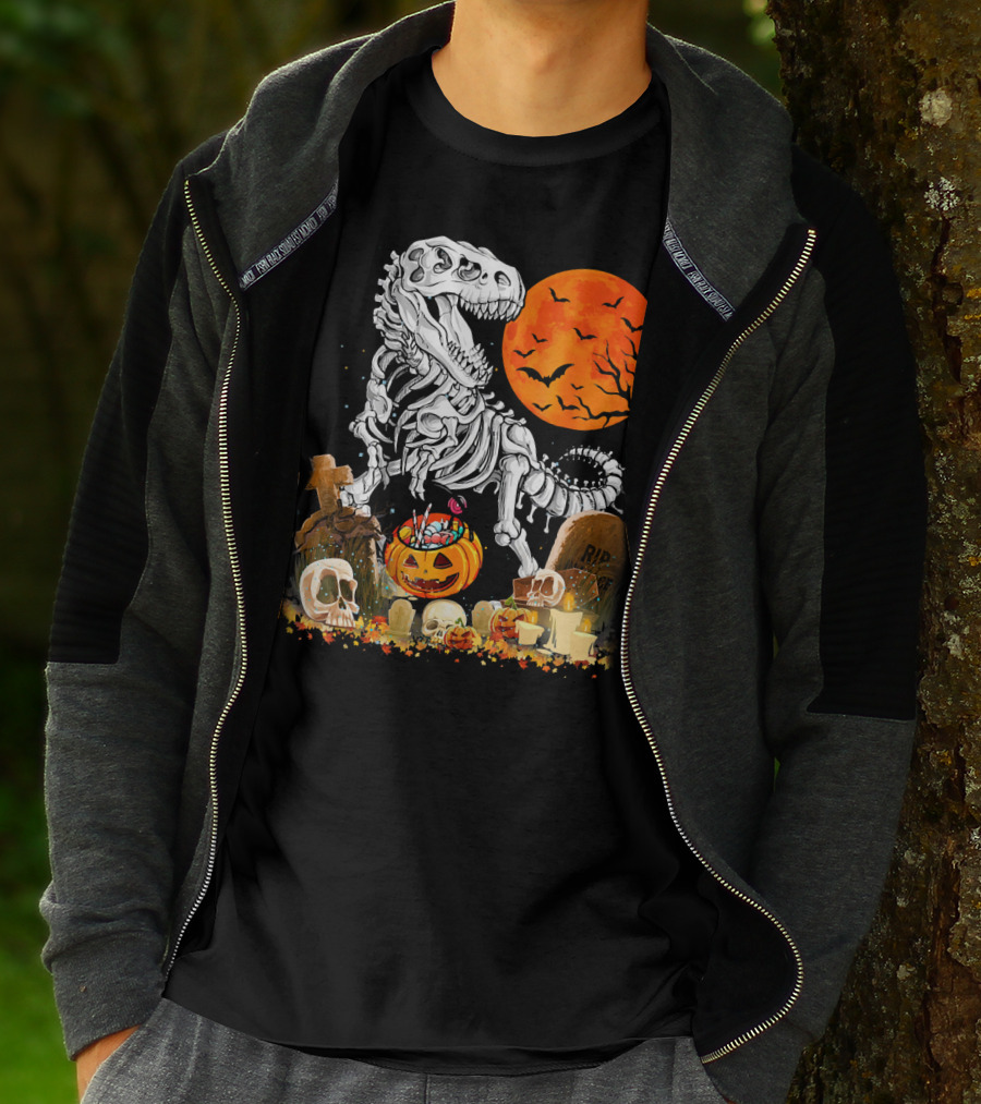 Halloween Dinosaur Rex Skeleton With Pumpkin And Full Moon T-Shirt