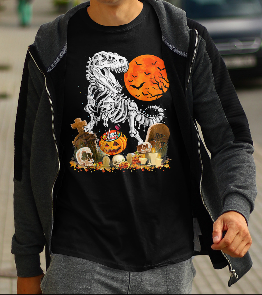 Halloween Dinosaur Rex Skeleton With Pumpkin And Full Moon T-Shirt
