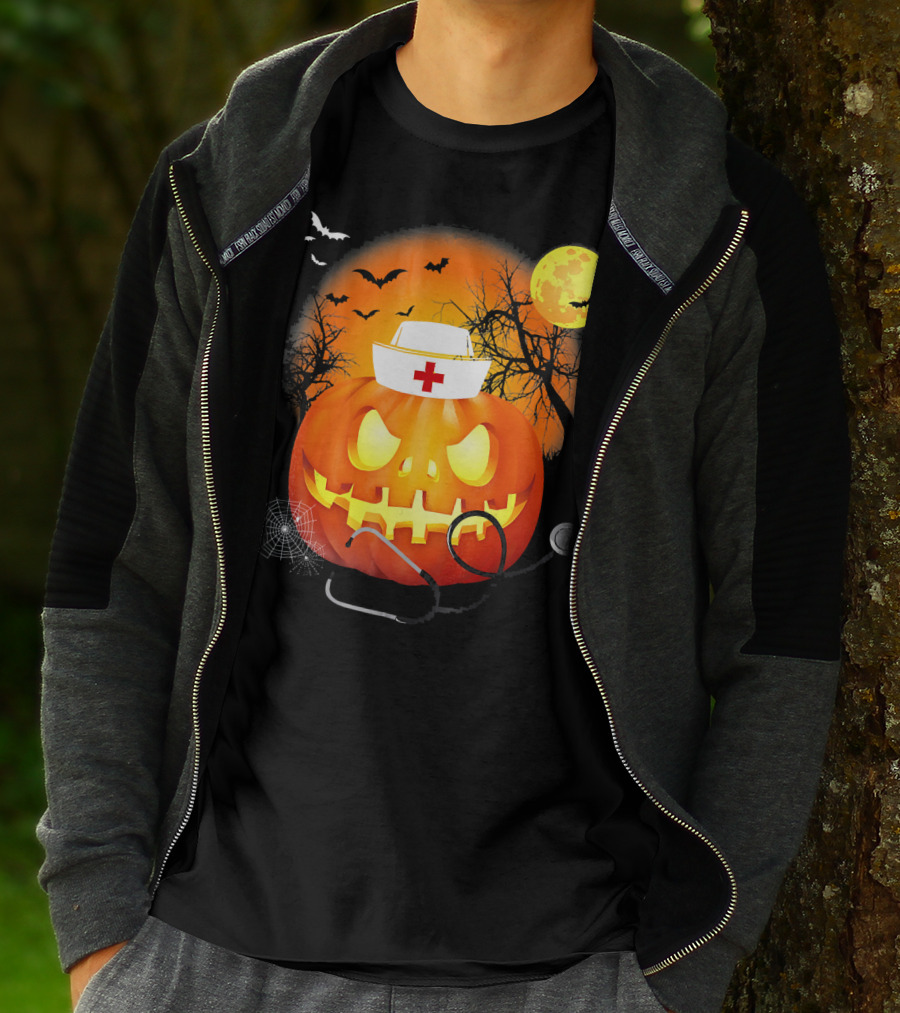 Nurse Halloween Pumpkin With Stethoscope And Bats T-Shirt