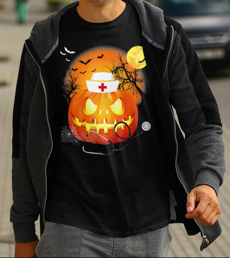 Nurse Halloween Pumpkin With Stethoscope And Bats T-Shirt