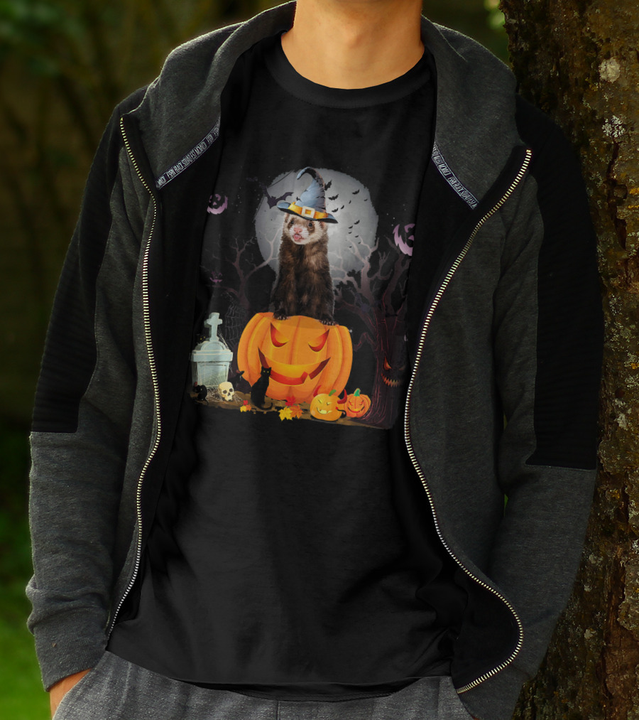 Funny Halloween Ferret With Pumpkin And Witch Hat T-Shirt