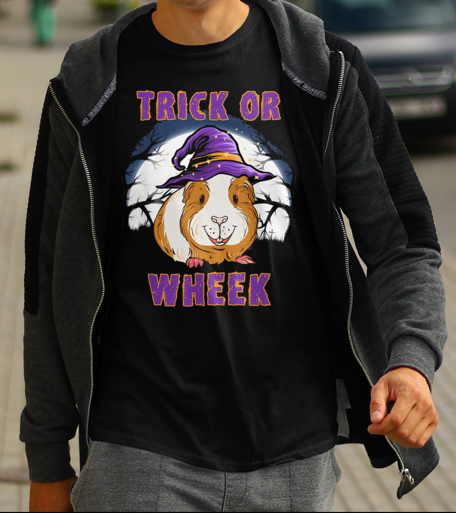 Trick Or Wheek Halloween Guinea Pig With Witch Hat And Moon Background T-Shirt
