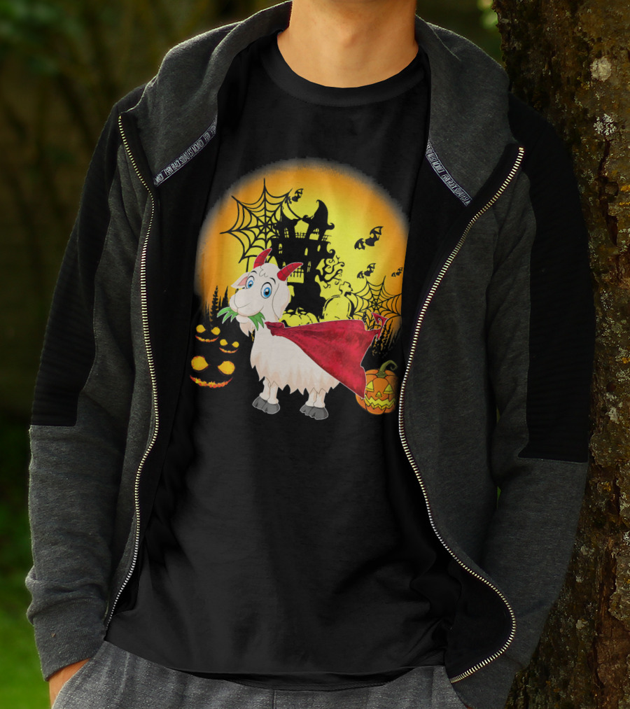 Funny Goat Halloween Cape Haunted House Pumpkins Spooky Night T-Shirt