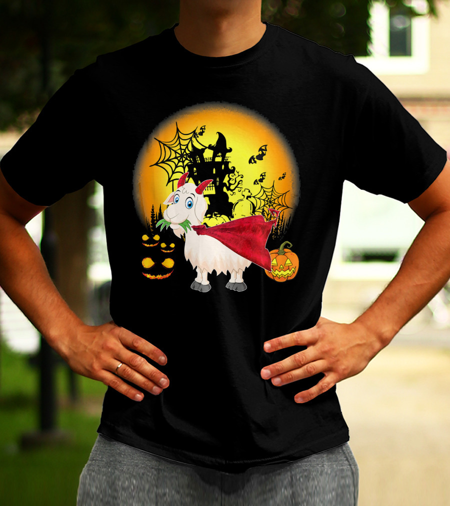 Funny Goat Halloween Cape Haunted House Pumpkins Spooky Night T-Shirt