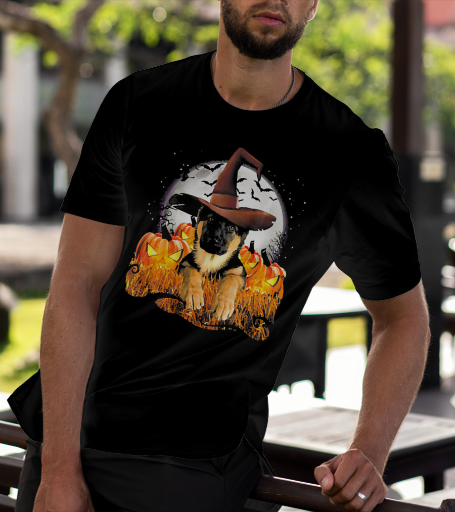 German Shepherd Witch Hat Pumpkins Halloween Moon Bats T-Shirt