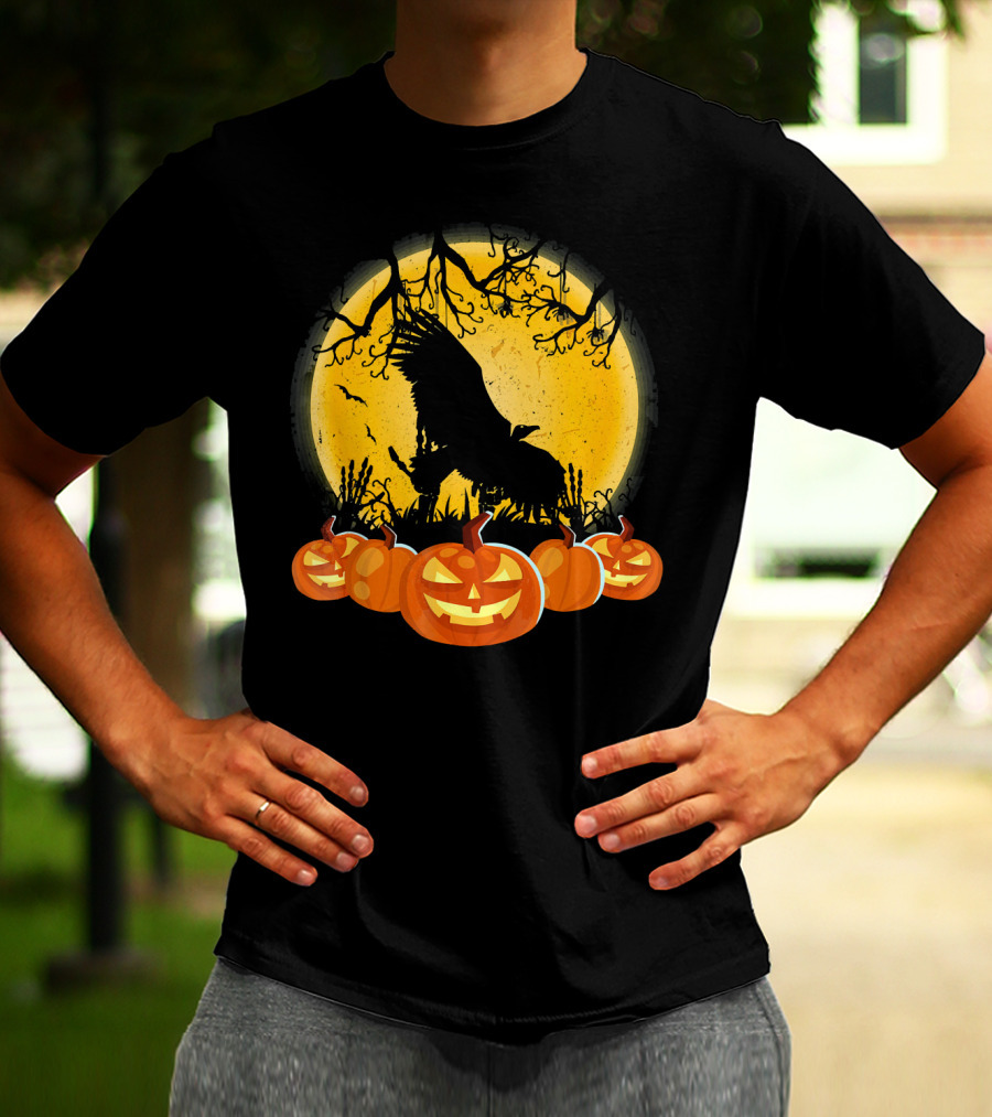 Vulture Silhouette With Pumpkins And Full Moon Halloween Scene T-Shirt