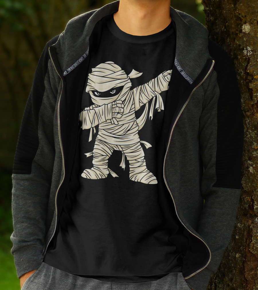 Dabbing Mummy Costume Dance Halloween Humor T-Shirt