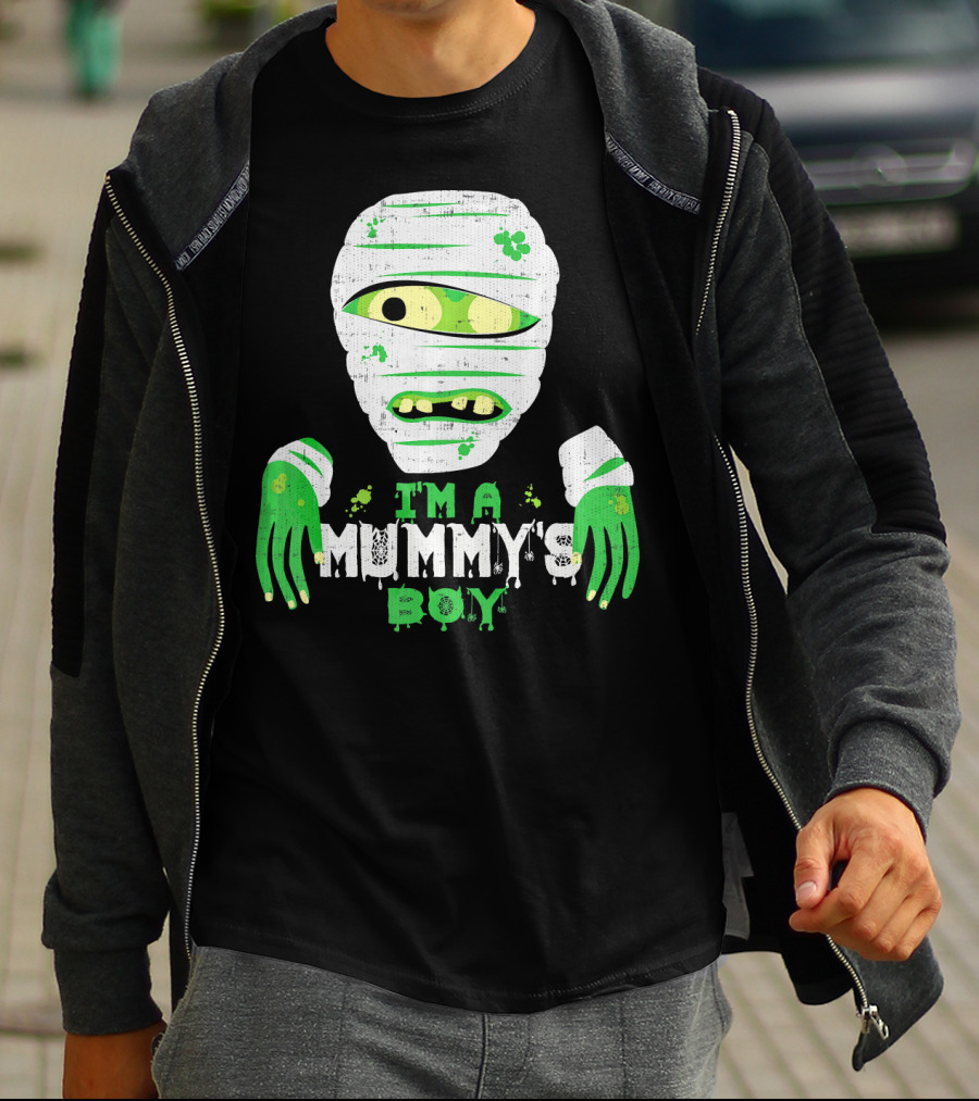 Creepy I'm A Mummy's Boy Green Cartoon Mummy Face And Hands T-Shirt