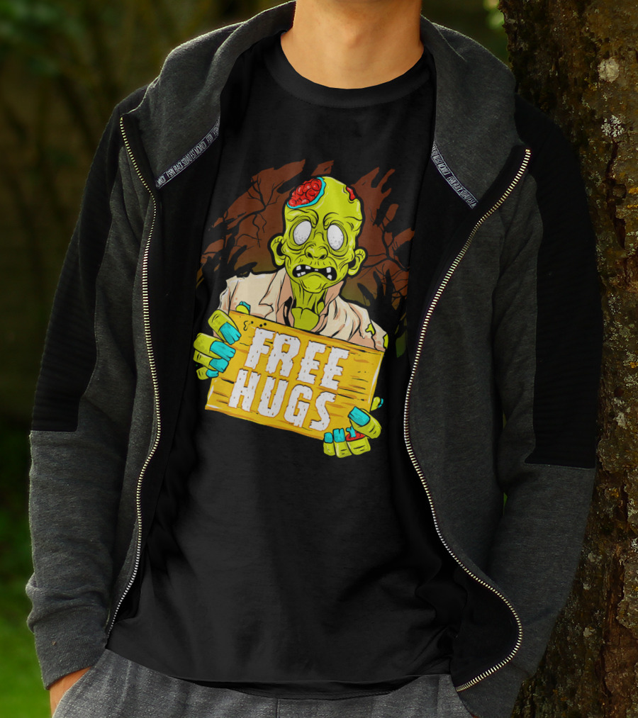 Free Hugs Creepy Zombie Funny Mens Halloween Horror T-Shirt