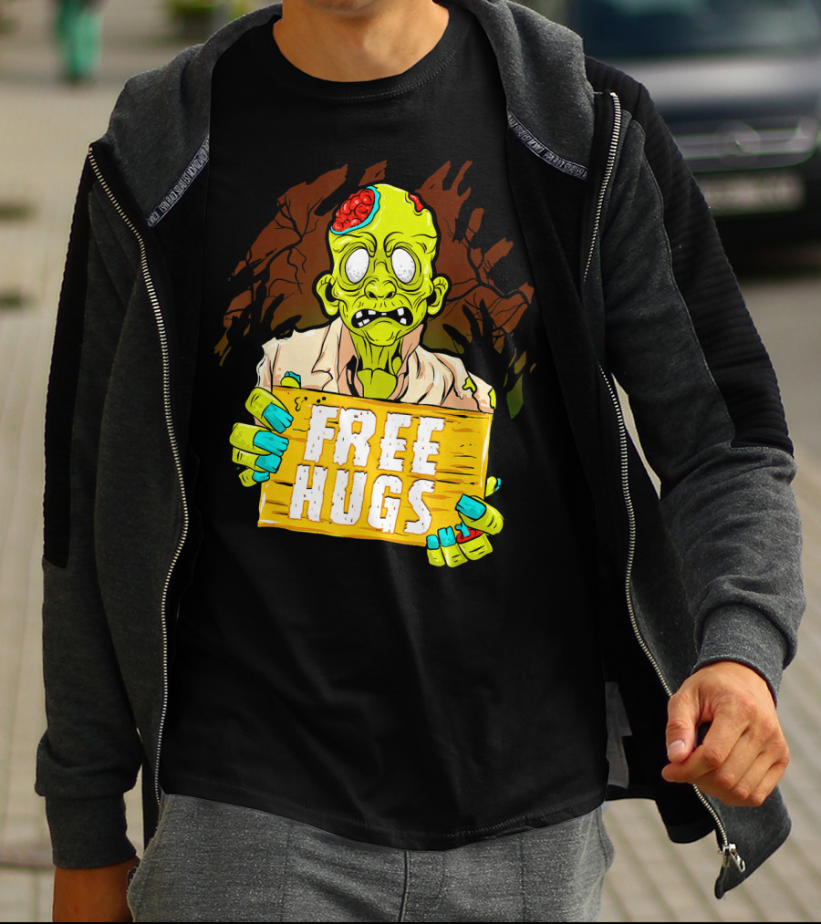 Free Hugs Creepy Zombie Funny Mens Halloween Horror T-Shirt