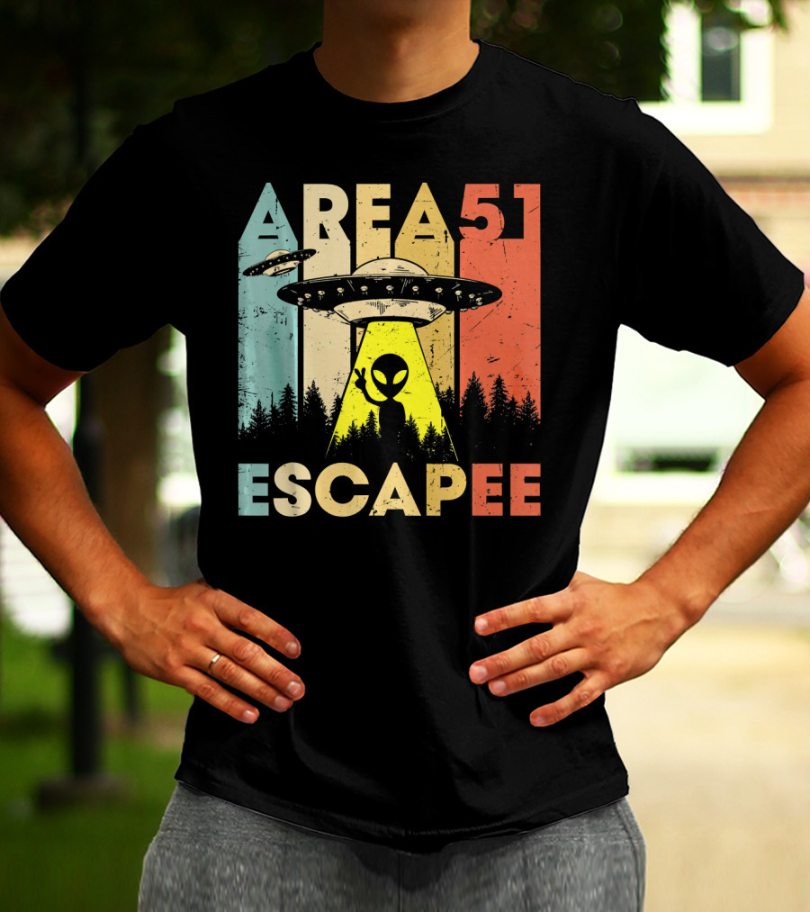 Area 51 Escapee UFO Alien Vintage Halloween Costume T-Shirt