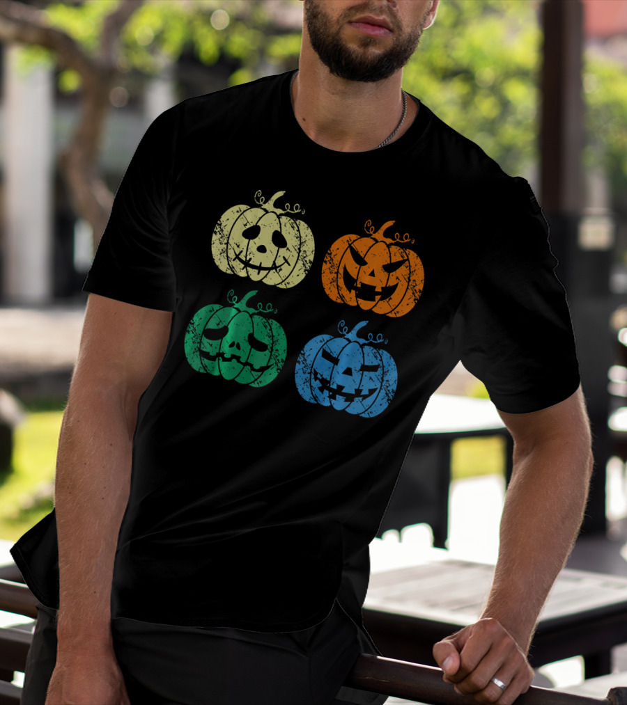 Vintage Retro Scary Pumpkin Face Halloween T-Shirt