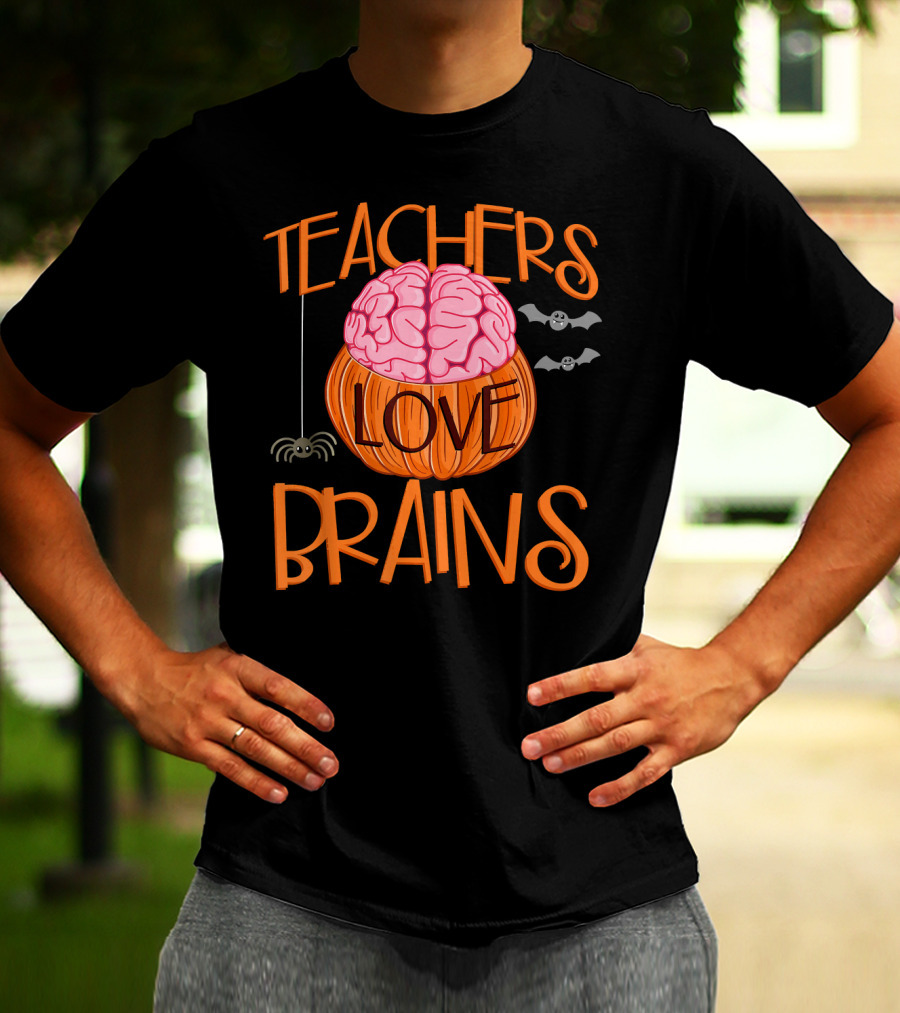 Teachers Love Brains Halloween Pumpkin Bat Spider T-Shirt