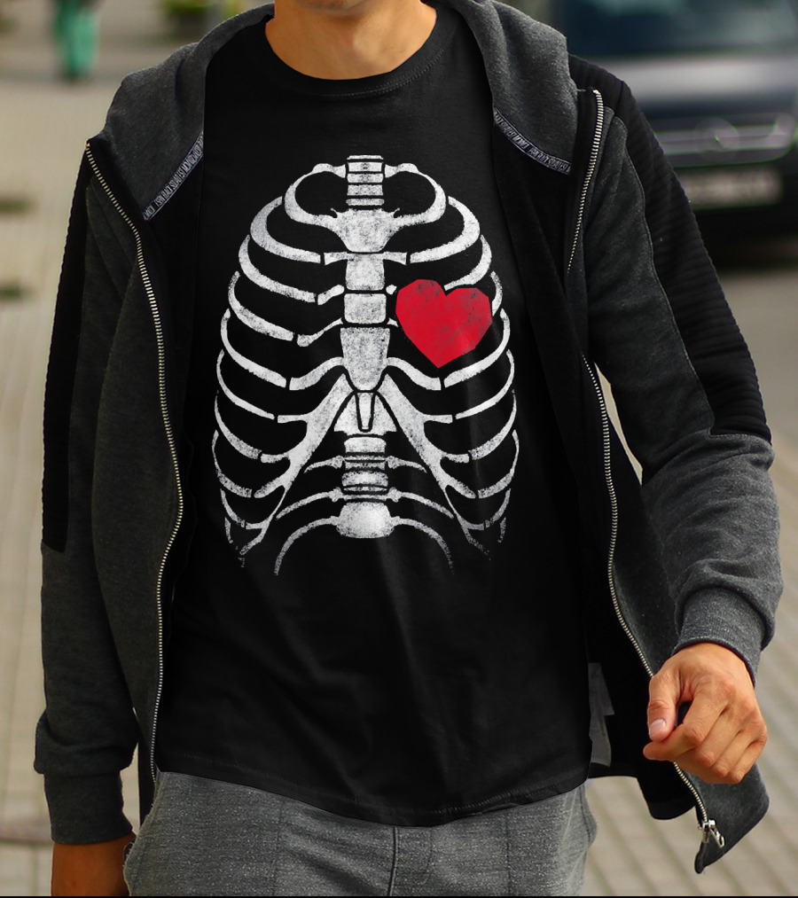 Skeleton Ribcage With Heart Funny Vale Valentine's Humor T-Shirt