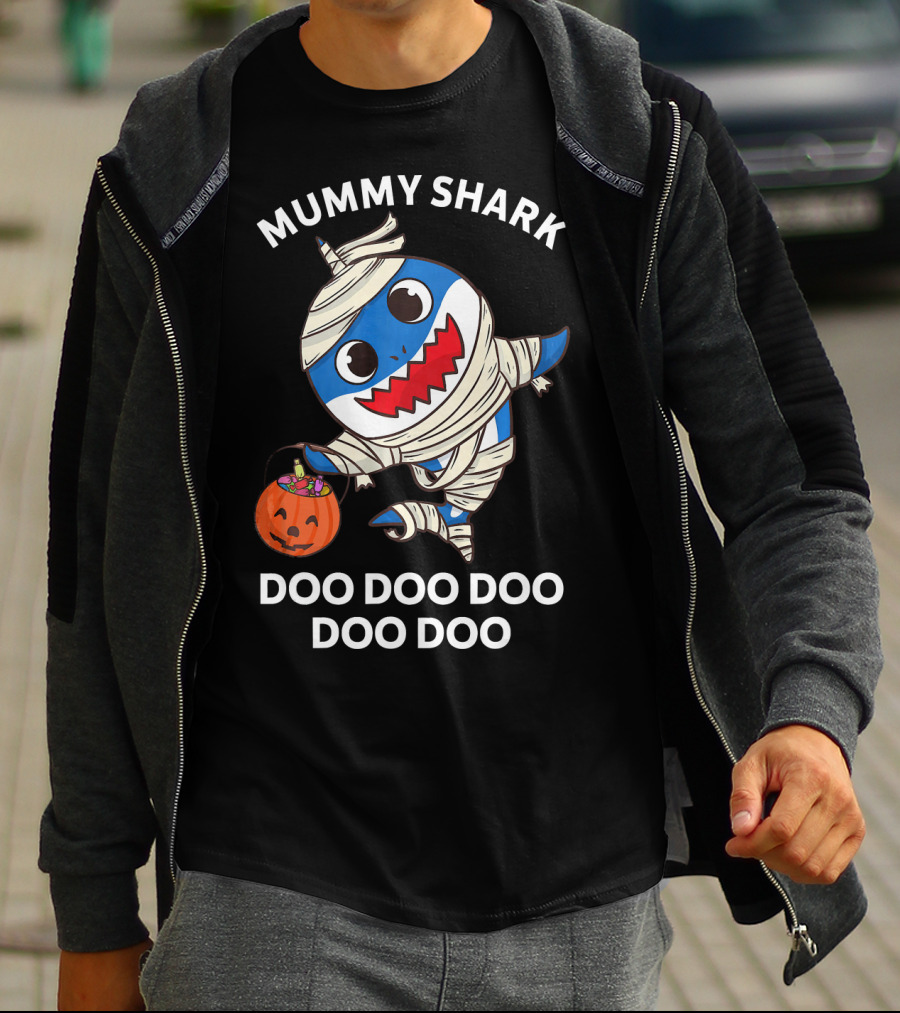 Mummy Shark Doo Doo Doo Doo Halloween Pumpkin T-Shirt