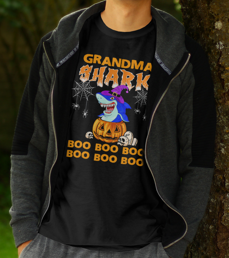 Grandma Shark Halloween Boo Boo Pumpkin Spider Webs T-Shirt