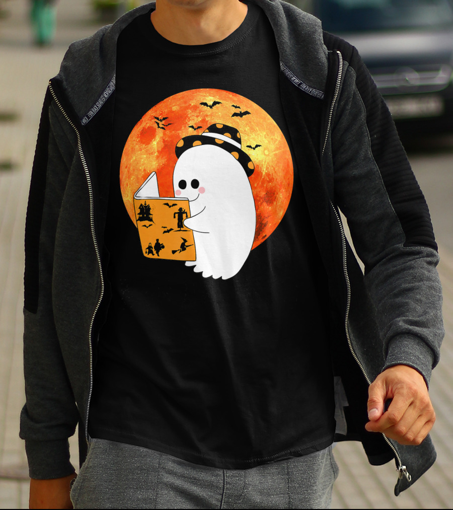 Halloween Ghost Reading Boo Books With Orange Moon And Bats T-Shirt
